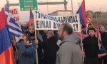 Yunanistan Ermenileri araçlarla Yünanistan-Türkiye sınırını kapattı