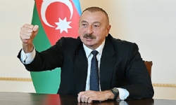 ​Aliyev Amerikan basınına konuştu: Ateşkesi bir şartla kabul etmeye hazırız