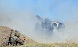 ​Karabağ’da cephe hattının farklı yönlerinde çatışmalar devam ediyor