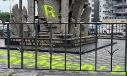 ​Armenian Genocide Memorial vandalized in Lion by Turks