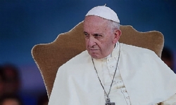 Papa: Eşcinsel evliliği konuşmak yersiz, sözlerim bağlamının dışına çıkarıldı