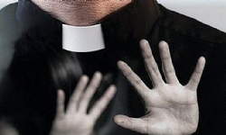 İngiltere`de Katolik Kilisesi, çocuklara yönelik 3 binden fazla taciz şikayetini görmezden geldi