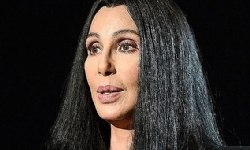 ​Cher Appeals to US Government to Help Armenia, Artsakh
