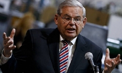 Senatör Bob Menendez, ABD`yi Türkiye ve Azerbaycan`a yaptırım uygulamaya çağırdı