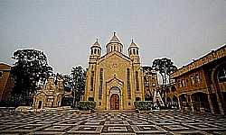 Սուրբ եւ Անմահ Պատարագ Անթիլիասի Մայրավանք,  29 Նոյեմբեր 2020