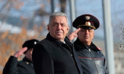 ​Ermenistan Savunma Bakanı Rus askeri üssünü ziyaret etti