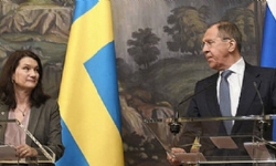​AGİT Dönem Başkanı ile Sergey Lavrov, Karabağ çatışmasını ele aldı