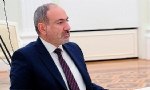 ​Ermenistan: Ordunun istifa çağrısına `darbe girişimi` diyen Başbakan Paşinyan, halkı sokağa çağırdı