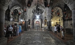 Hi-tech imaging sheds light on wall crosses of Holy Sepulchre’s Armenian Chapel