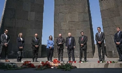 ​ADB Dışişleri Bakanlığı`nın temsilcisi Ermeni Soykırımı Anıt Kompleksi`ni ziyaret etti