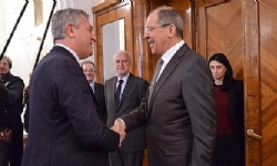 ​Lavrov BM Mülteciler Yüksek Komiseri ile Dağlık Karabağ’a mültecilerin dönüş meselesini ele aldı