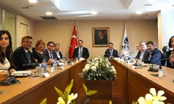 ​Prof. Daron Acemoğlu`ndan DEVA Partisi`ne ziyaret