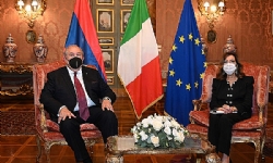 ​Ermenistan Cumhurbaşkanı, İtalya Parlamento Başkanı ile Ermeni esirler konusunu konuştu