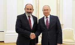 ​Pashinyan, Putin discuss ways to stabilize situation in the region