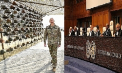 Ermenistan`ın talebi üzerine Bakü`nün Ganimet parkından Ermeni askerlerinin mankenleri ve miğferl