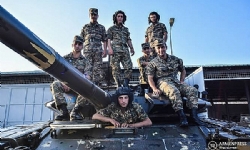 ​Paşinyan: Ermenistan`da profesyonel bir ordu oluşturmak yolundan ilerleyeceğiz
