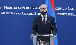 ​Ermenistan Dışişleri Bakanı: Şu anda Türkiye ile herhangi bir müzakere yürütülmüyor