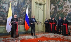 Lavrov, Papalık Sekreteri ile Karabağ`ı görüştü