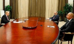 ​Putin, Aliyev ve Paşinyan, Soçi`de bir araya geldi