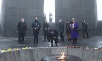 ​Greek lawmakers visit Armenian Genocide Memorial