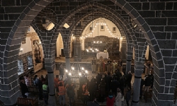 ​Diyarbakır Surp Hovsep Kilisesi`nde ayin