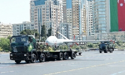 Azerbaycan, cephaneliğini Türk yapımı silahlarla yenilemek istiyor