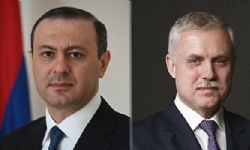 ​Armen Grigoryan, KGAÖ Genel Sekreteri ile Ermenistan-Azerbaycan sınırındaki durumu ele aldı