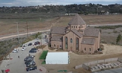 San Diego`da ilk Ermeni kilisesi kutsandı