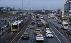 İstanbul`da ulaşım ücretlerine yüzde 40 zam yapıldı