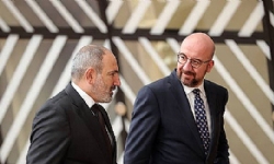 Փաշինեան-Ալիեւ-Միշել Հանդիպումէն Առաջ. Փաշինեան-Միշել Առանձին Հանդիպում` Պրիւքսելի Մէջ