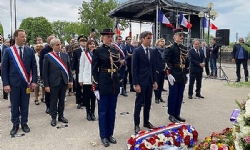 ​Paris`te Fransa Cumhurbaşkanı adına Ermeni Soykırımı anma etkinliğinde çelenk koyuldu