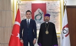 ​Kaymakam Belediye Başkan Vekili Evren Çakır, 85. Türkiye Ermenileri Patriği Sahak Maşalyan`ı makamı