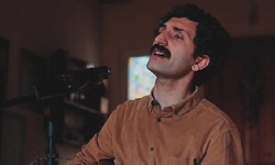 ​Müzisyen Ali Doğan Gönültaş Ermenice de eserler içeren Kiğı isimli albümünü anlattı