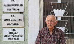 İstanbul`un en yaşlı muhtarı, mührü 28 yıldır kimseye bırakmıyor