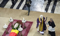 Cinsel tacizlere yeterince tepki vermeyen Belçikalı piskopos kardinallik unvanını reddetti