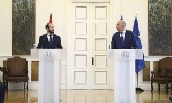 ​Ermenistan Dışişleri Bakanı: Ermeni-Yunan sağlam kerdeşliğini kimse sorgulayamaz