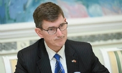 Hollanda Ermenistan`ın yanında ve Ermeni savaş esirlerini iade etmek için her şeyi yapıyor