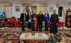 Ռաֆայէլ Պետրոս ԻԱ հանդիպեցաւ Սիտնէյի Հայկական կազմակերպութիւններու ներկայացուցիչներուն հետ