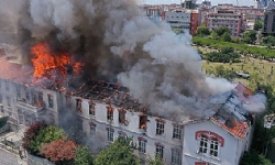 Balıklı Rum Hastanesi`nde çıkan yangın kontrol altına alındı