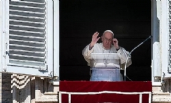 Papa Francesco, Ukrayna’da savaşı durdurması için Putin’e ‘yalvardı’