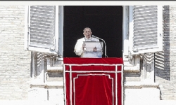 ​Papa`dan Rusya`ya `Şiddeti durdurun`, Ukrayna`ya `Barış önerilerine açık olun` çağrısı