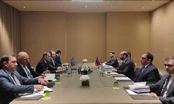 Azerbaycan ve Ermenistan dışişleri bakanları Cenevre`de görüştü