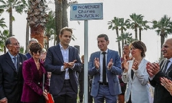 Cannes`da palmiye ağaçlarının olduğu bir bulvara Aznavour`un adı verildi