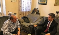 Ter-Petrosyan hosts Garo Paylan at his home