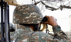​Azerbaycan askerleri farklı kalibreli silahlarla üç saat boyunca Ermeni mevzilerine ateş açtıı