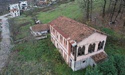 Kocaeli`de 1873 yılında Ermeniler için açılan Bardızak Amerikan Koleji’nden kalan tek bina restore