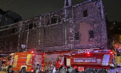 Karaköy`de Surp Pırgiç Ermeni Katolik Kilisesi`nde yangın: 2 kişiden haber alınamıyor
