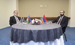 ​Rusya, Moskova`da Ermenistan ve Azerbaycan dışişleri bakanları arasında yeni bir toplantı düzenleme