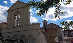 152 yıllık İskenderun Latin Katolik Kilisesi’nin büyük kısmı yıkıldı