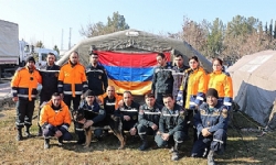 Ermenistan`dan gelen ekip arama kurtarma çalışmalarına katılıyor